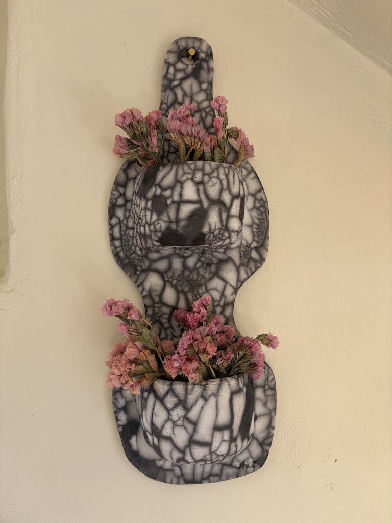 Curvy Hanging Vase Set